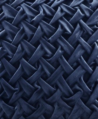 Winchester Decorative Pillow, 20" x 20"