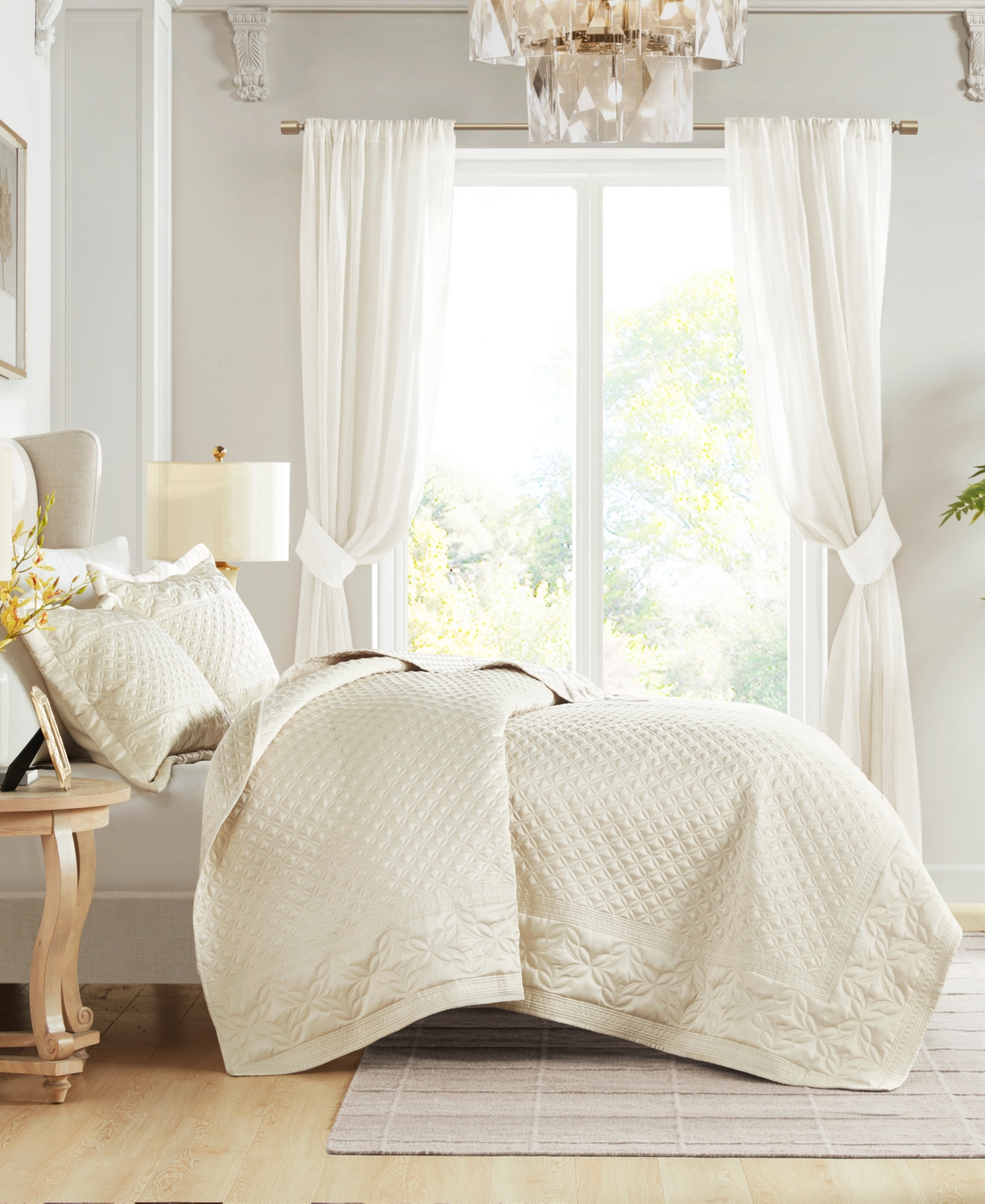 Closeout! Croscill Versailles 3-Pc. Quilt Set