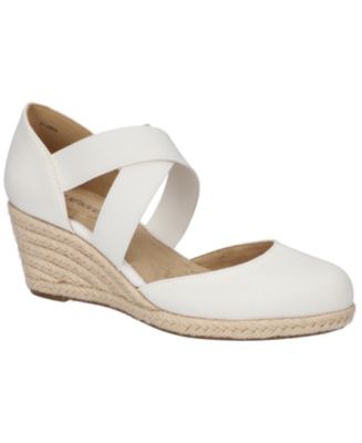 Footwear Brinley Espadrille Wedge Me Too Easy Street Women's Pari