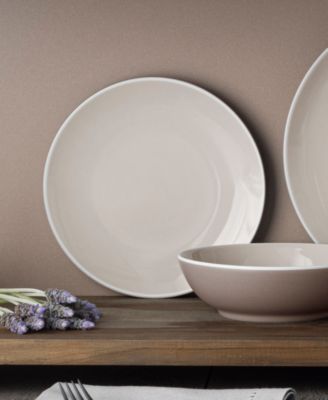 ColorTrio Coupe 4 Piece Place Setting