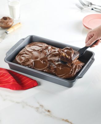 9" x 13" Nonstick Cake Pan