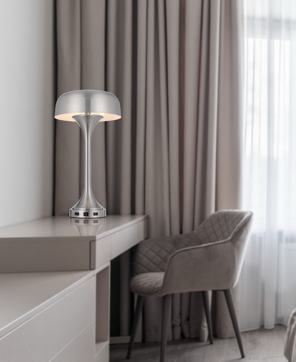 Cal Lighting 22" Height Metal Table Lamp In Brushed Steel