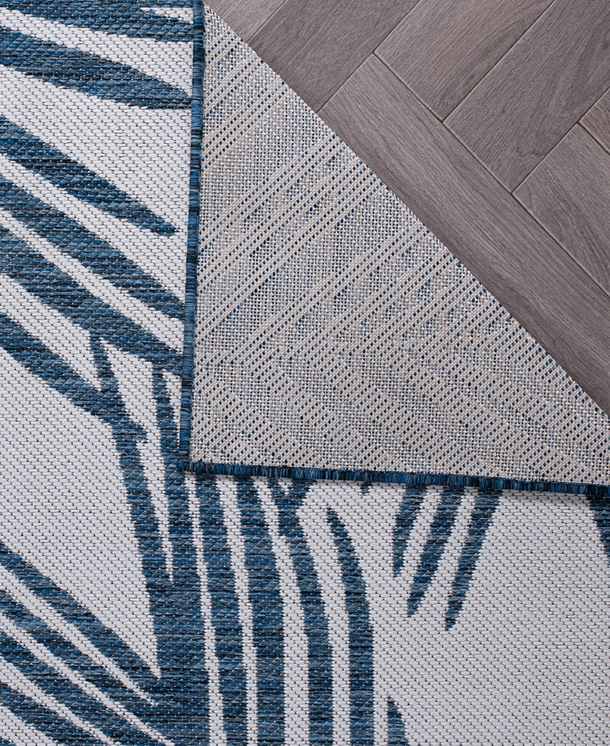 Main Street Rugs Bays Outdoor 117 Area Rug