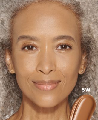 Futurist Soft Touch Brightening Skincealer Concealer with Vitamin C