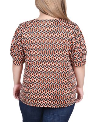 Plus Size Short Sleeve Balloon Sleeve Top with Hardware