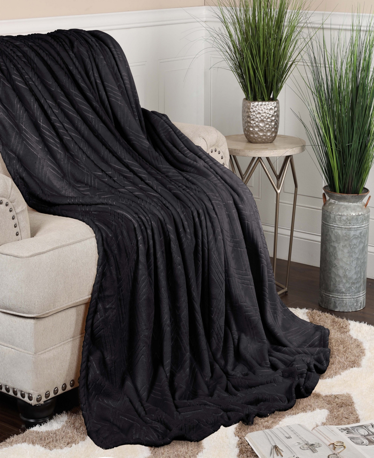 Superior Diamond Flannel Fleece Plush Ultra-Soft Blanket