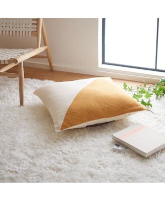 Nyssa 24" x 24" Floor Pillow