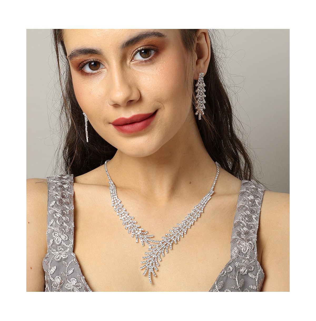 Sohi Women Silver Coloured Jewellery Set In Silver
