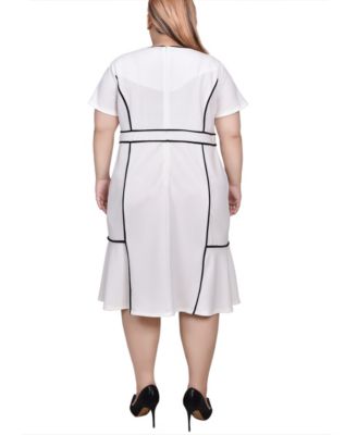 Plus Size Short Sleeve Piped Detail Dress