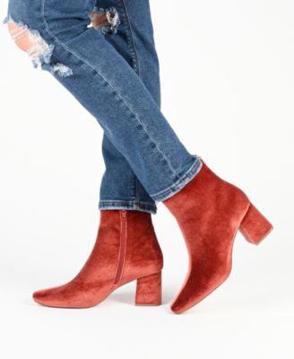 Women's Hazara Wide Width Velvet Block Heel Dress Booties