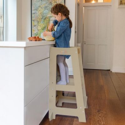 Toddler Tower with Adjustable Step, White Montessori-Inspired Toddler Step Stool, Standing Tower for Kids, Fits Under Kitchen Counters, Adjustable for 18 Month - 5 Years