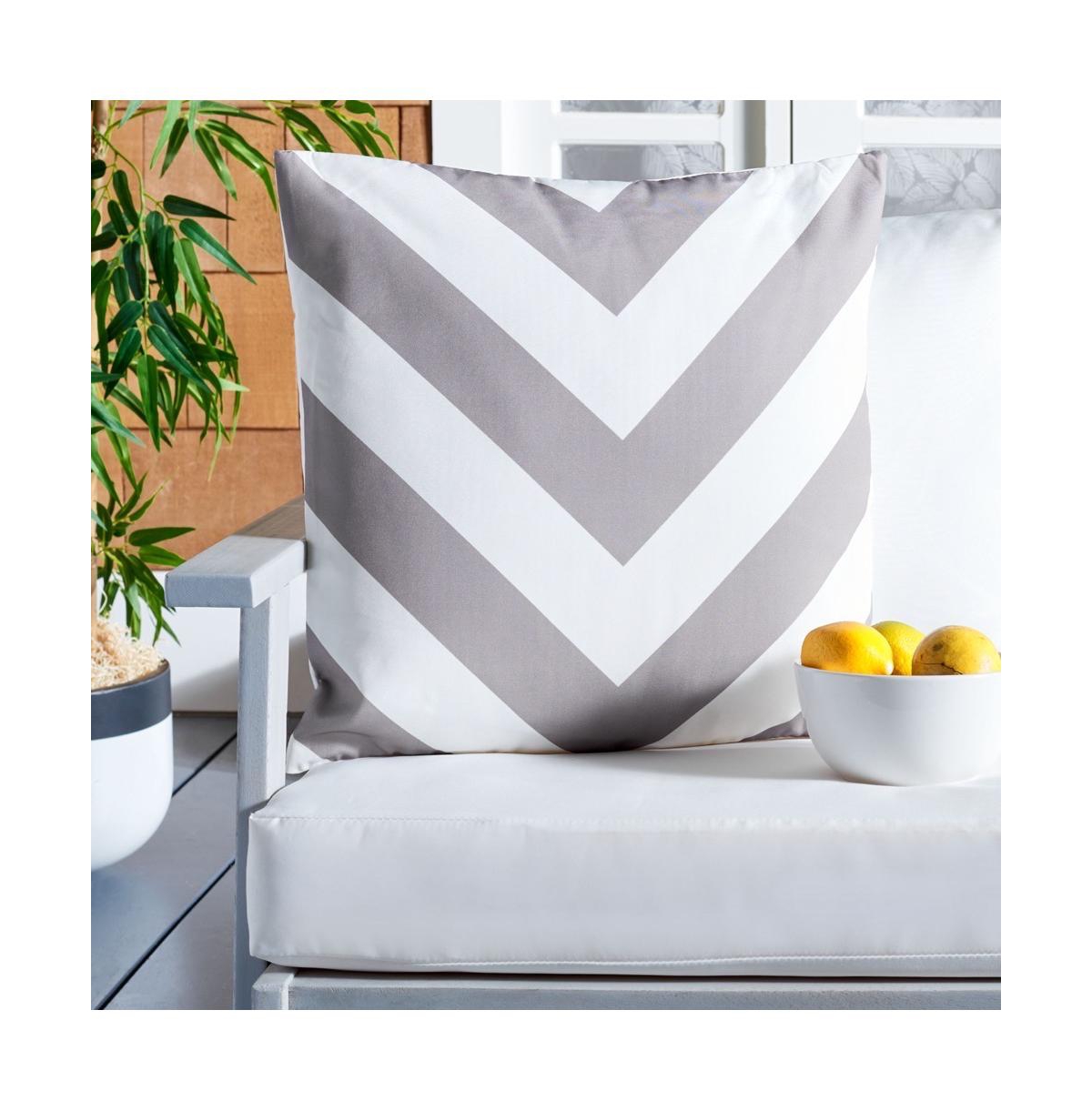 Safavieh Indoor/Outdoor Kadyn Outdoor 18