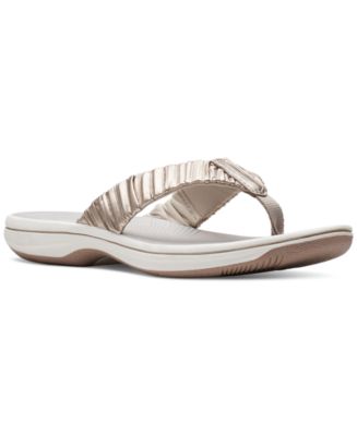 Clarks women's breeze sea thong sandals hotsell