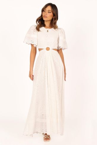 brulee cut out maxi dress Amazon.com: UAURORAO Women Mesh Cut Out Maxi Dress Strapless Twist Front  Gradient Long Dresses Elegant Flowy Beach Sunset Dress(Contrast  Orangge,Small) : Clothing, Shoes & Jewelry