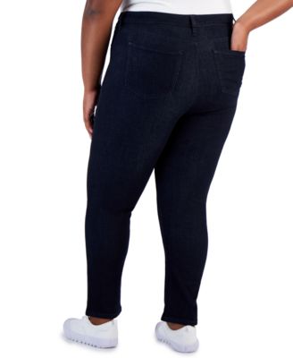 Plus Size High-Rise Straight-Leg Jeans