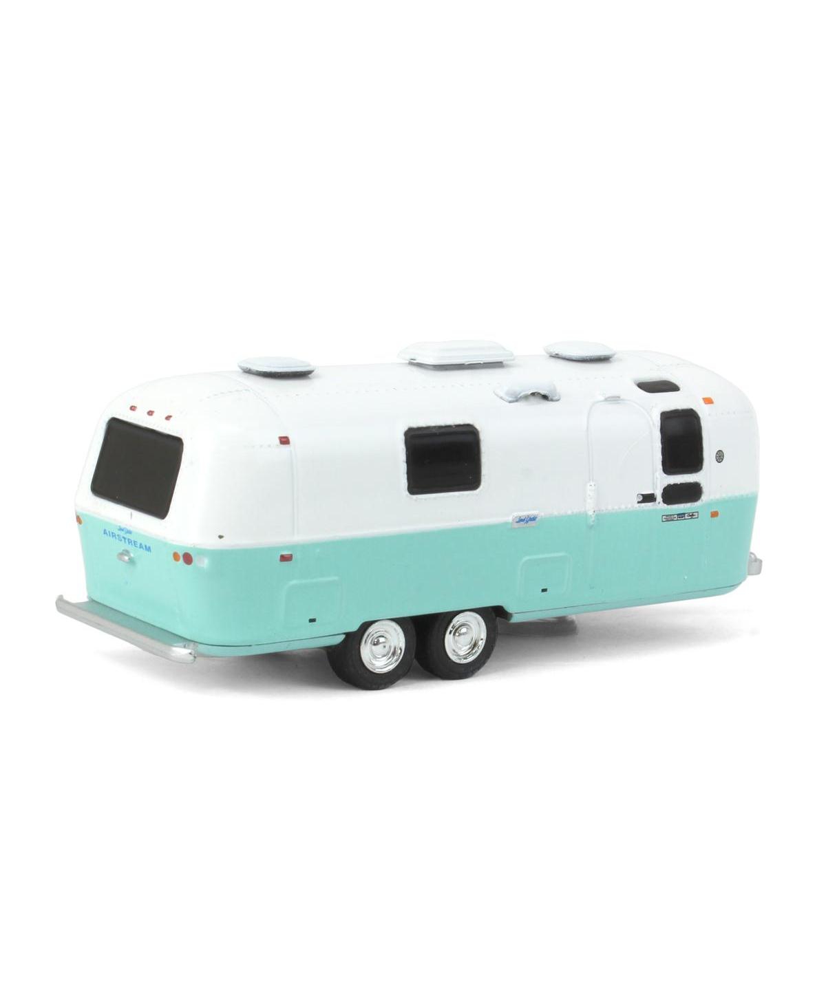 1/64 1971 Airstream Double Axle Land Yacht SafariSea foam Hitched 34130-d - White
