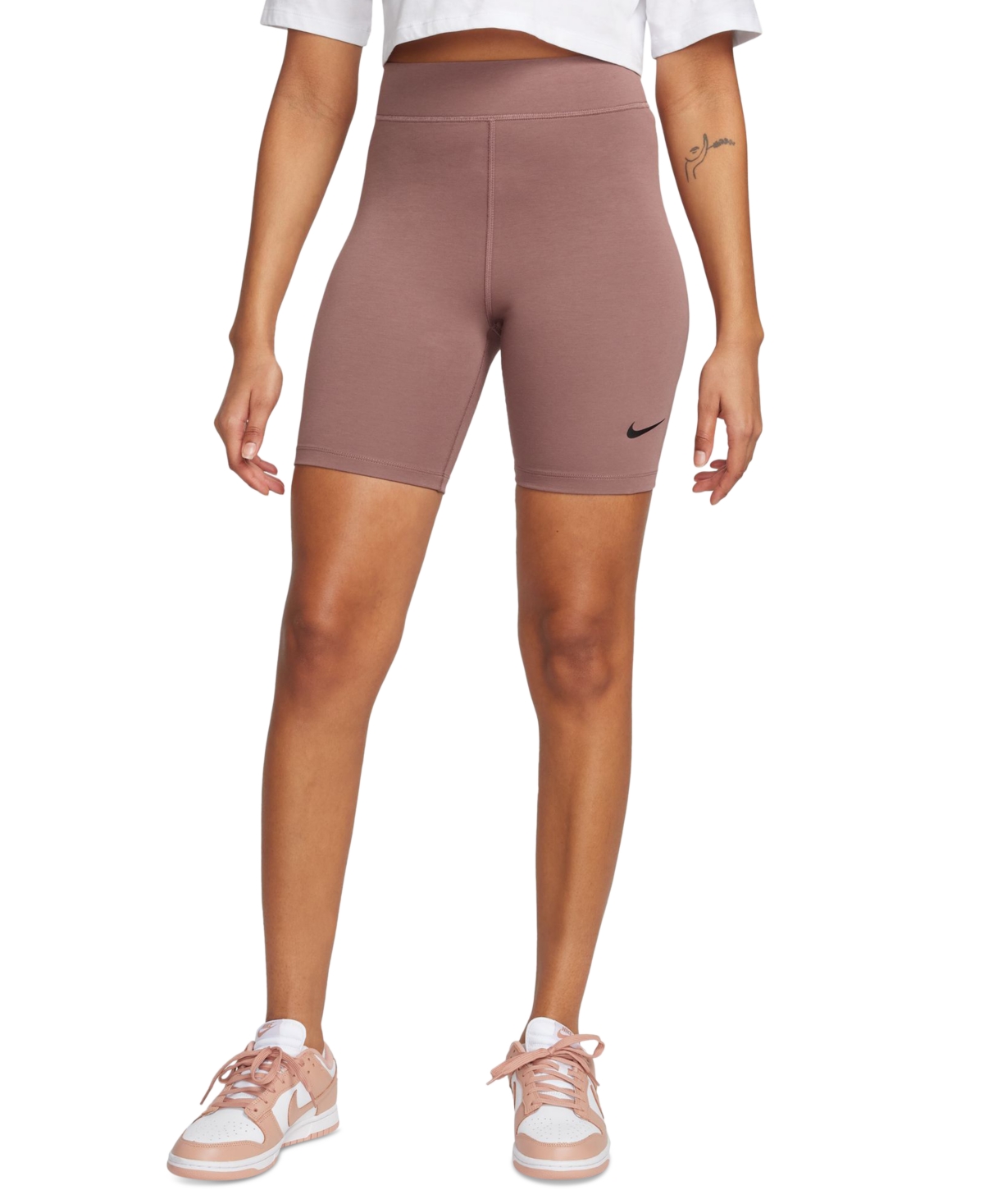 Nike Women's Sportswear Classic High-Waist 8