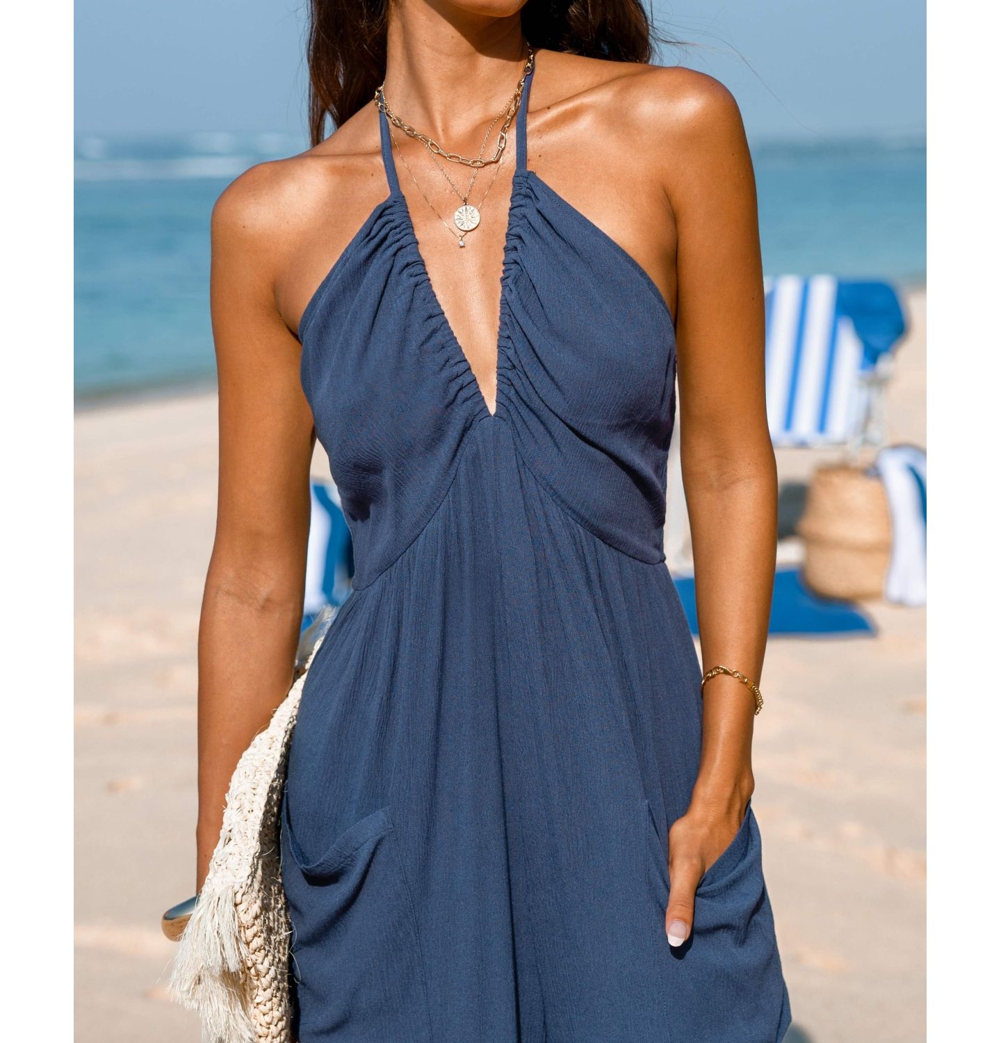 Женские брюки Cupshe Plunge Halter Jogger Jumpsuit, цвет: Тёмный синий — фото 2
