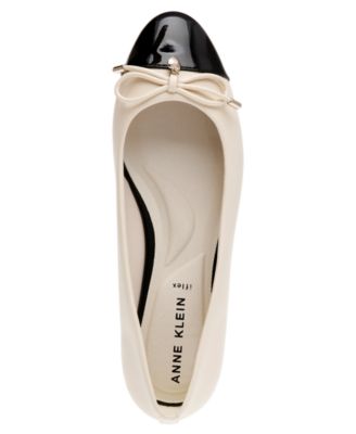 Women's Luci Cap Toe Ballet Flats