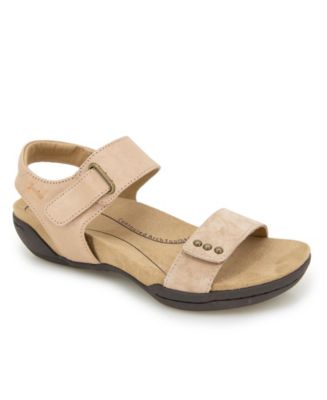 macy's nike women's sandals