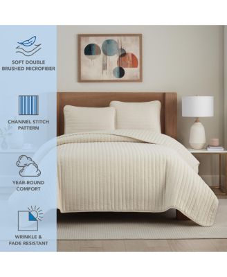 Host & Home Microfiber Quilt Set, Cozy Brushed Microfiber with Poly Fill, Sham(s) Included, 4 Popular Decor Color Choices, Twin XL