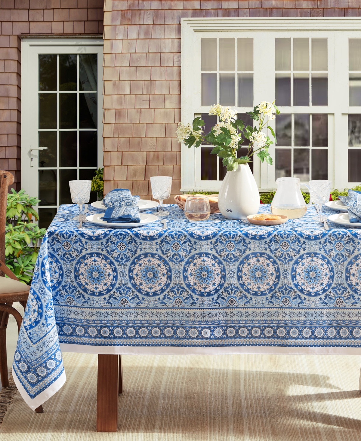 Vietri Medallion Blue Block Print Stain Water Resistant Indoor and Outdoor Tablecloth, Rectangle
