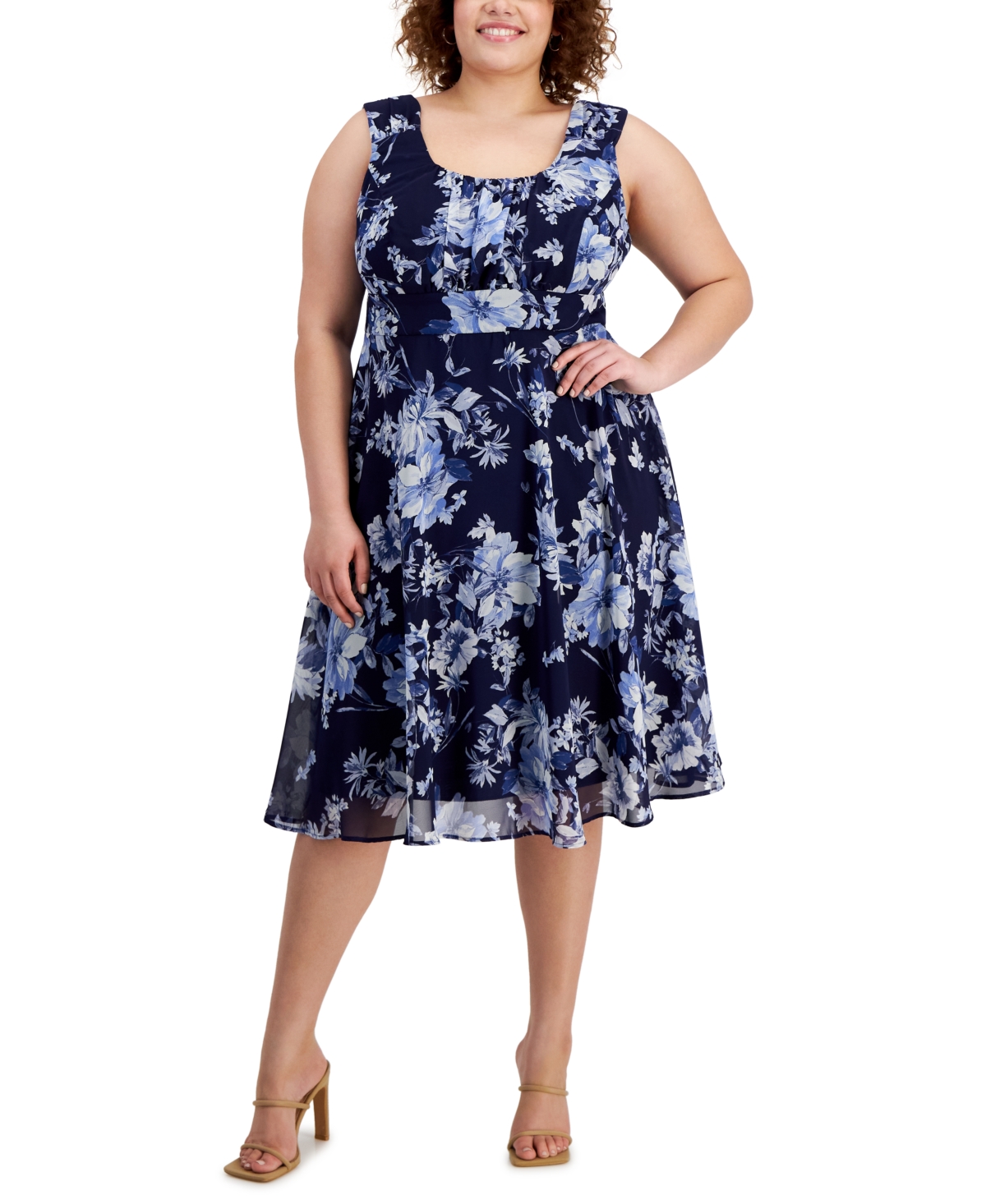 Plus Size Printed Ruched-Bodice Sleeveless Dress - Nvy