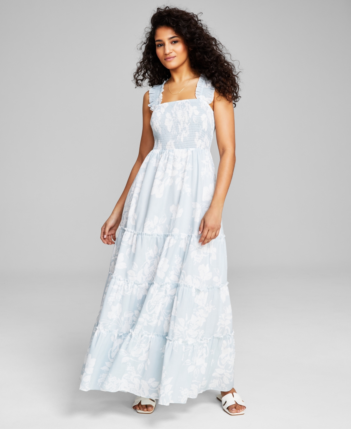 Shop And Now This Women's Printed Smocked Sleeveless Tiered Maxi Dress In Blue Floral