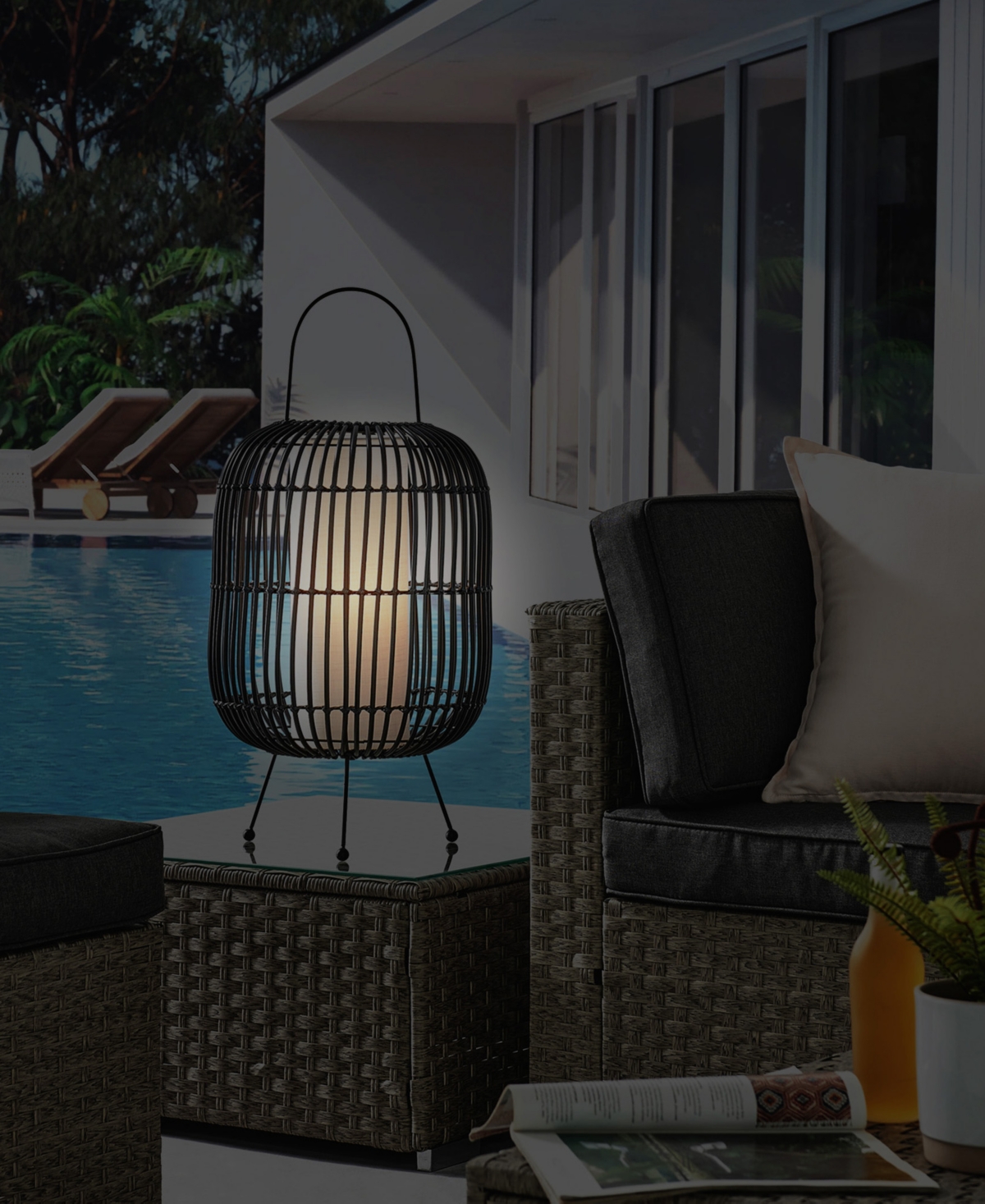 LITE SOURCE OUTDOOR CORDLESS CLEMENT TABLE LAMP 