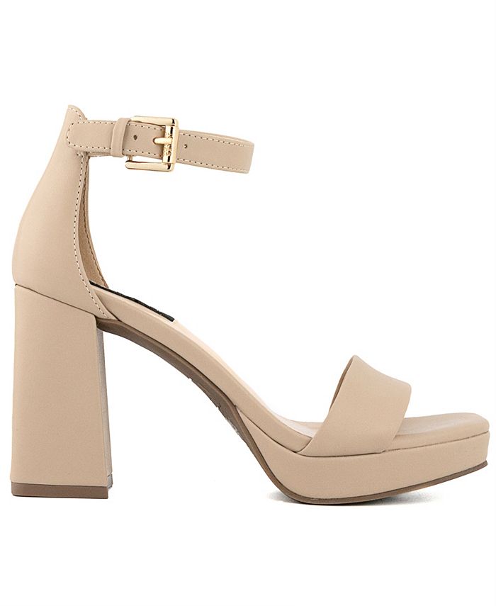 jones new york sandals