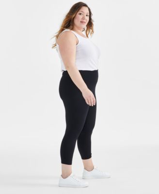 Plus Size High-Rise Cropped Leggings