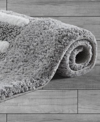 Tufted Bath Rug, 21" x 34" 