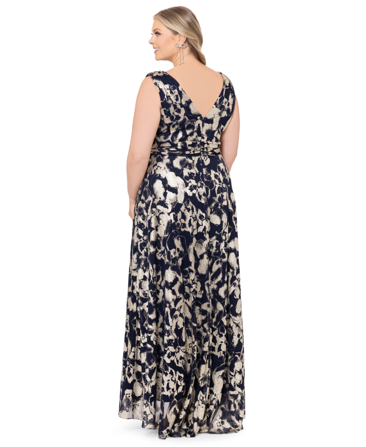 Shop Betsy & Adam Plus Size Metallic-print Gown In Navy,gold