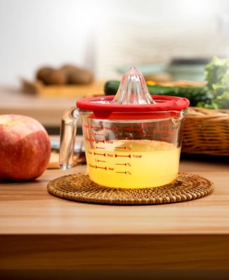 Glass Measuring Cup with Glass Citrus Juicer Lid