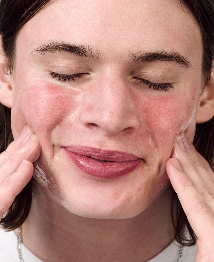 Clinique Redness Solutions Soothing Face Cleanser With Probiotic