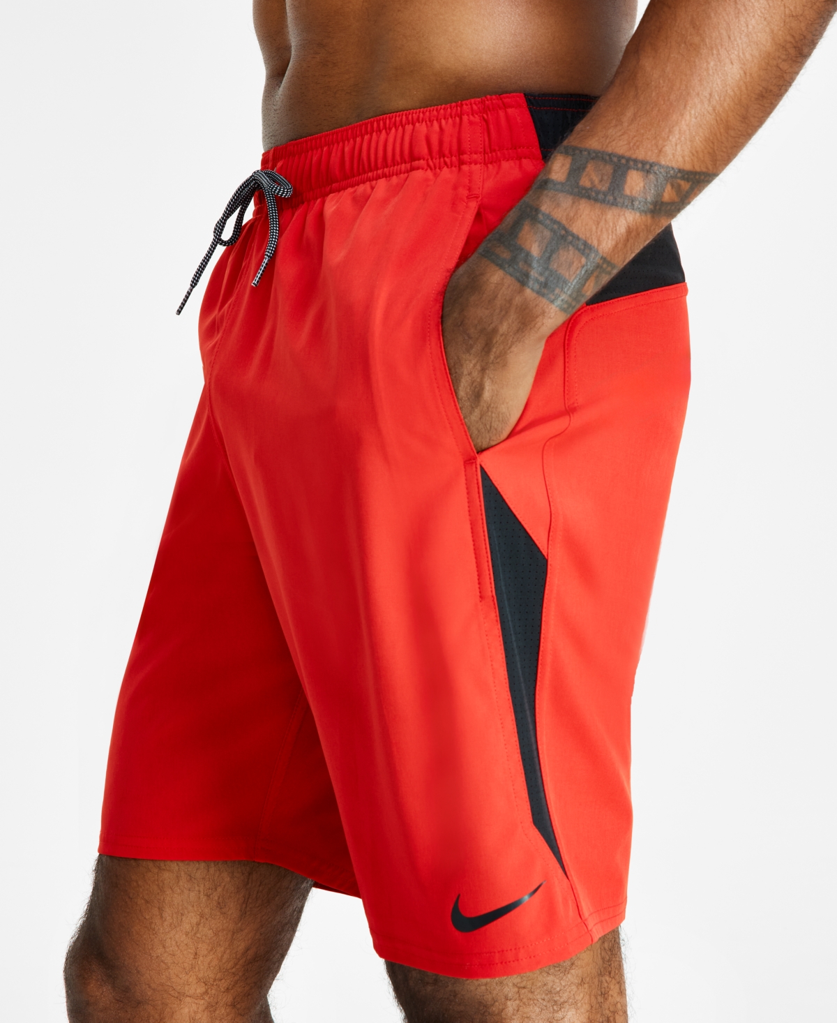 Nike Men's Contend Water-Repellent Colorblocked 9