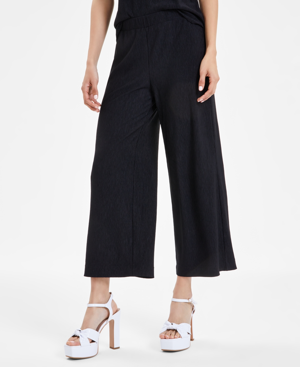 Shop Bar Iii Women's Wide-leg Cropped Pull-on Pants, Created For Macy's In Black