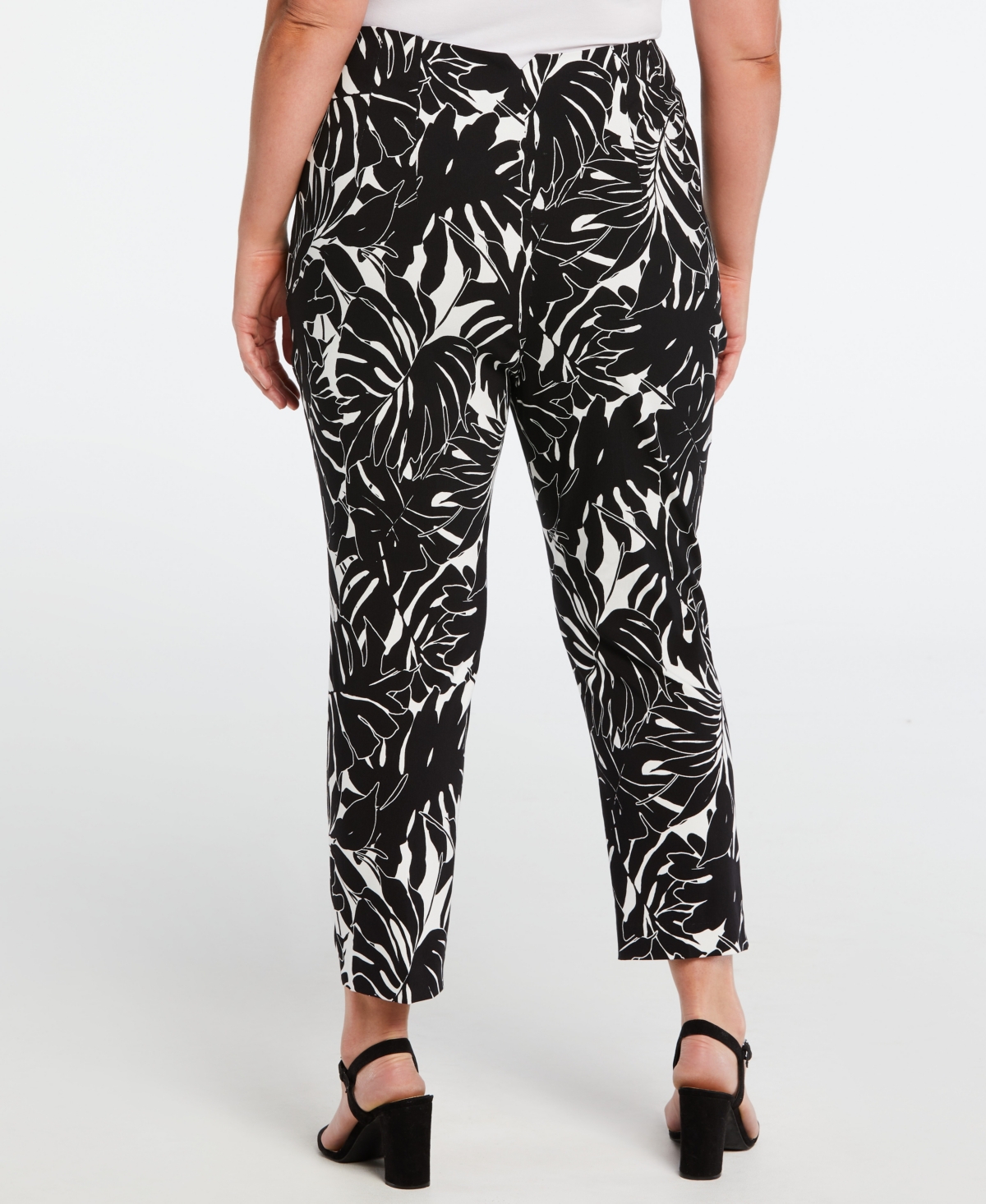Ella Rafaella Plus Size Paisley Print High Rise Wide Leg Pant In Black