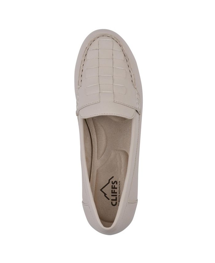 Cliffs by White Mountain Women's Giver Moc Comfort Loafer - Macy's