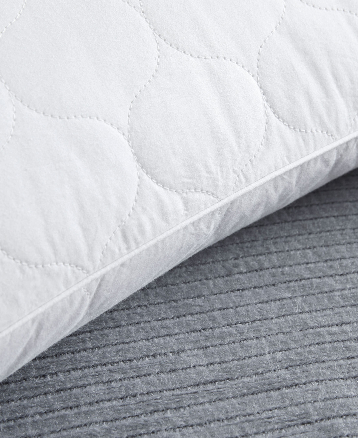 Unikome Quilted Goose Down Feather 2-pack Pillow, Standard In White