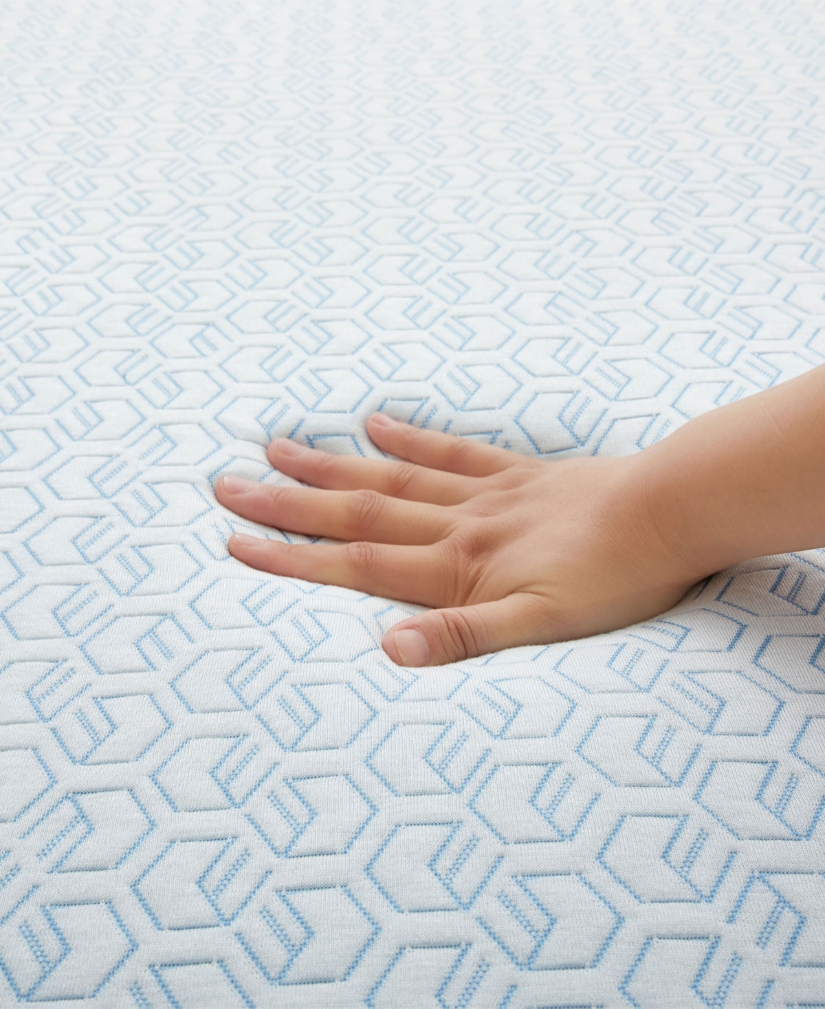 Unikome 3 Ultra Soft Memory Foam Quilted Down Alternative Mattress Pad In White