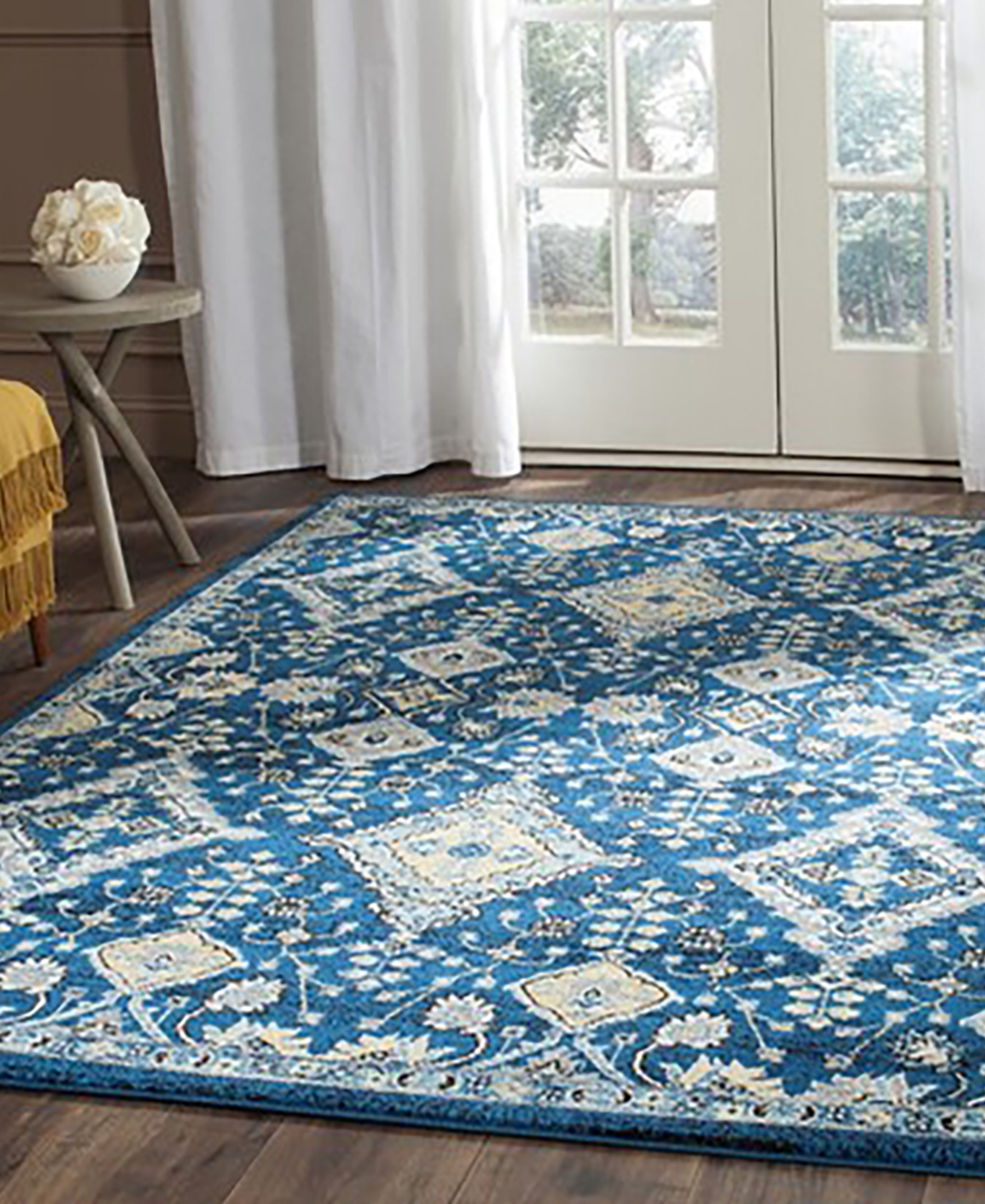 Safavieh Evoke EVK224 Royal and Ivory Area Rug