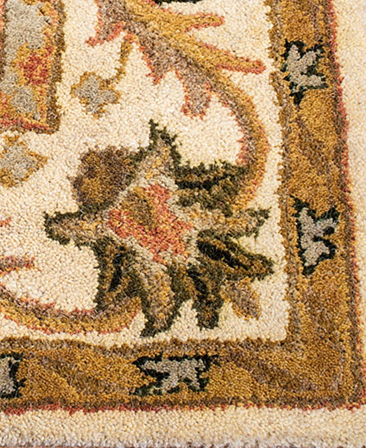 Safavieh Antiquity At52Area Rug - Gold