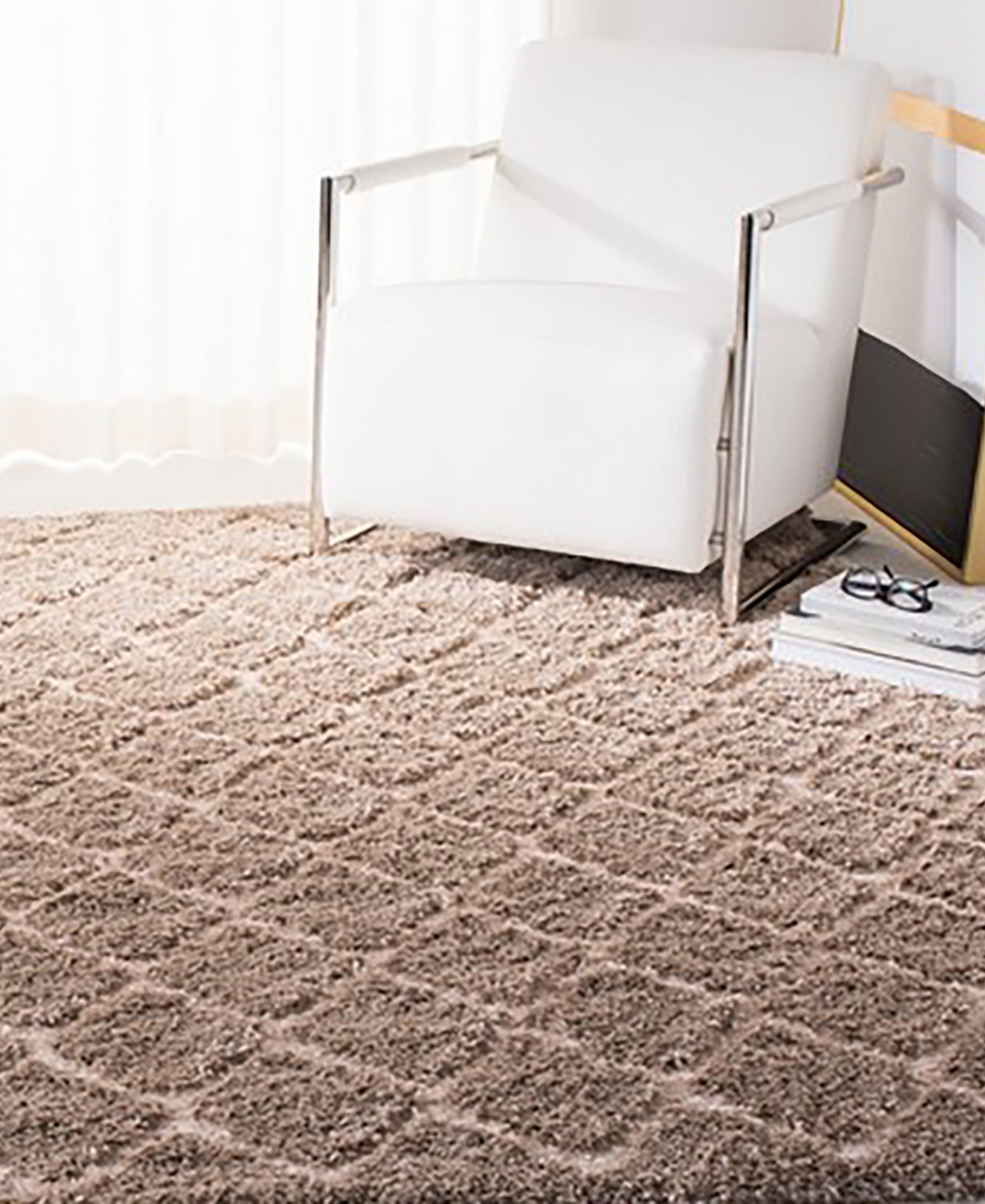 Safavieh Adriana Shag ARG780and Cream Area Rug - Beige