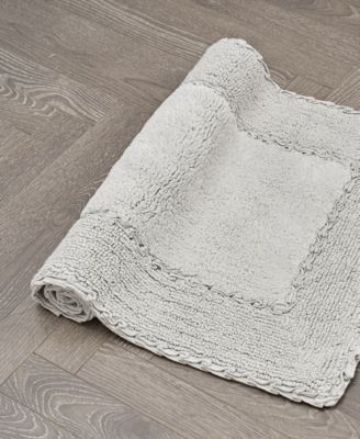 Cotton Ruffled Bath Rug, 17" x 24"
