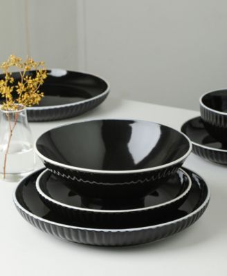 Lustra 16 Pc. Dinnerware Set, Service for 4