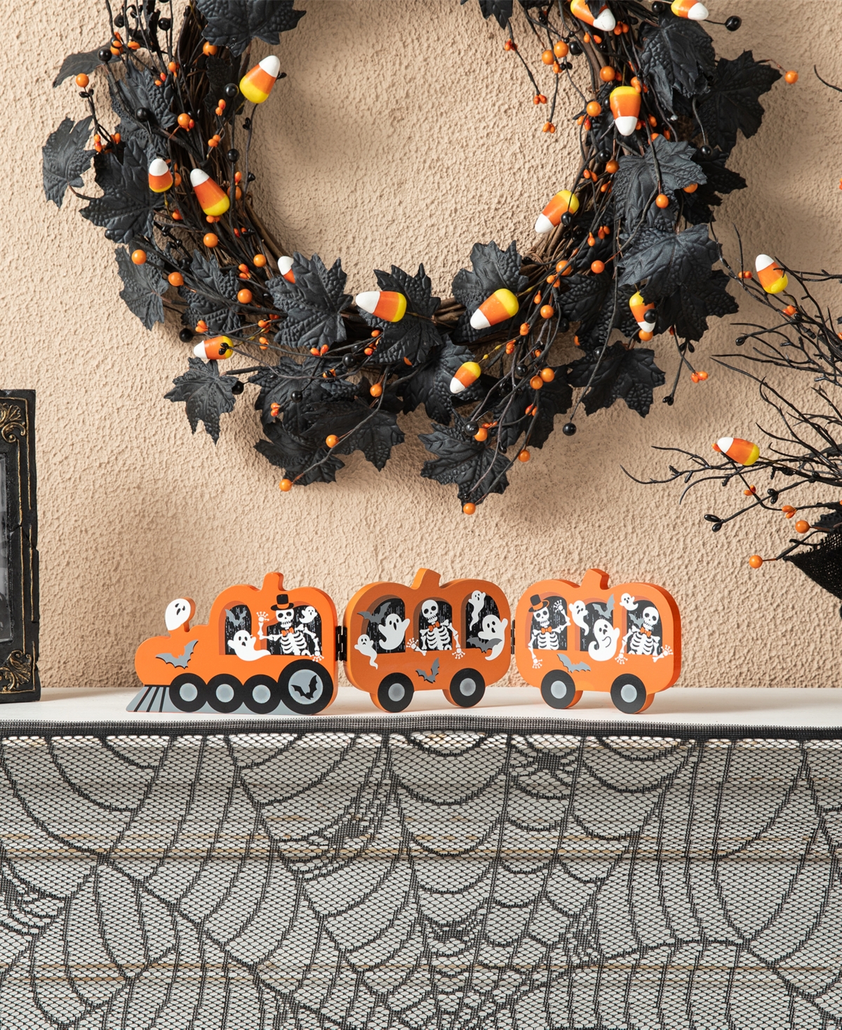 Glitzhome 16"l Halloween Skeletons And Ghosts Hinged Pumpkin Train Table Decor In Multi