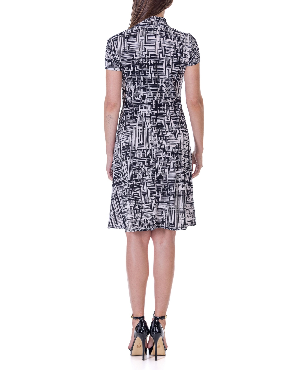 Shop 24seven Comfort Apparel Print Short Sleeve Knee Length V Neck Rouched Wrap Dress In Miscellane