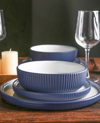 Laro 24 Pc. Dinnerware Set, Service for 8