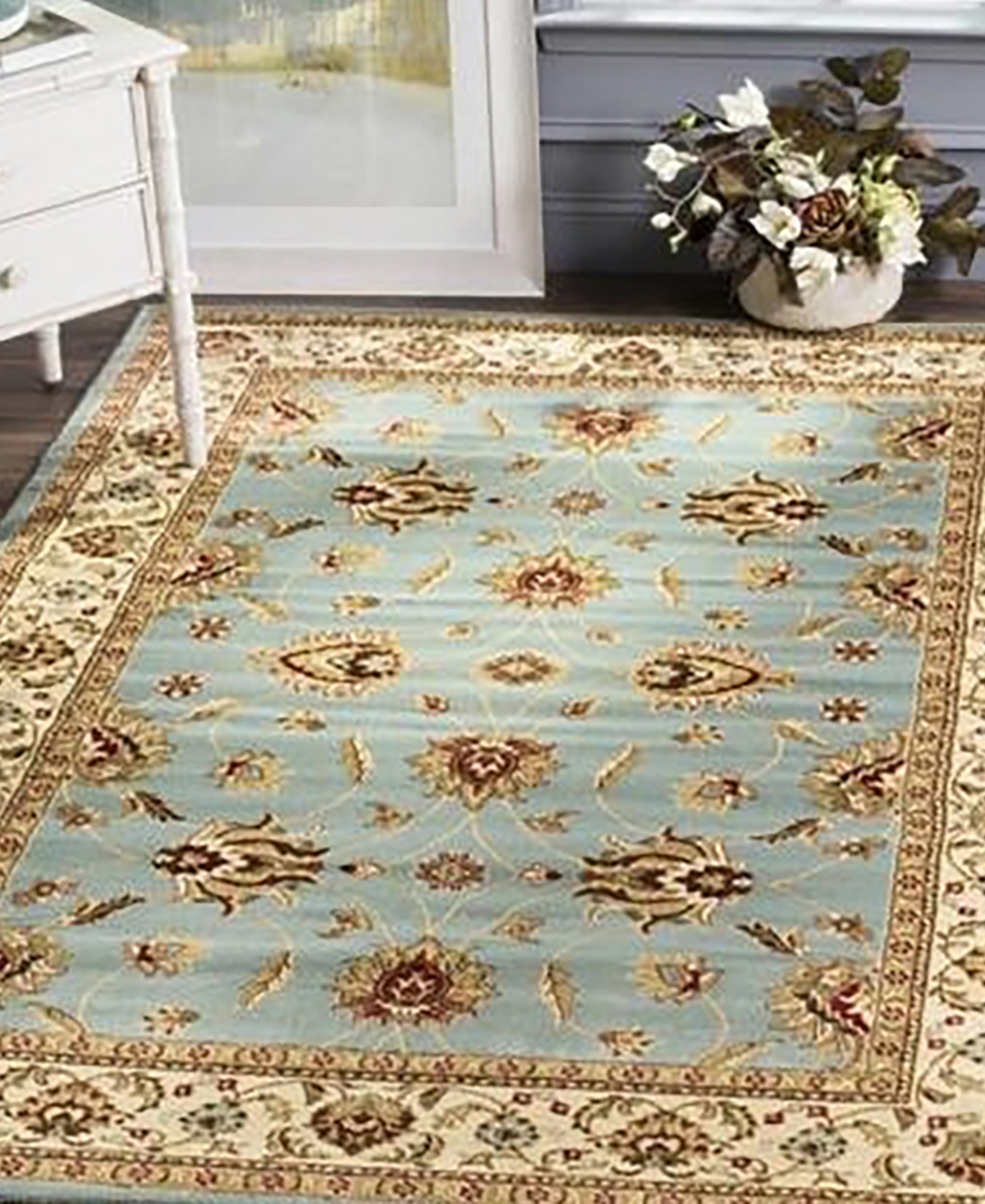 Safavieh Lyndhurst LNH553 and Ivory 8' x 11' Area Rug